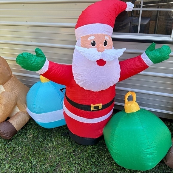 Gemmy Airblown Christmas Inflatable Santa Reindeer Lights Bulbs 9 ft Lighted - Picture 5 of 14